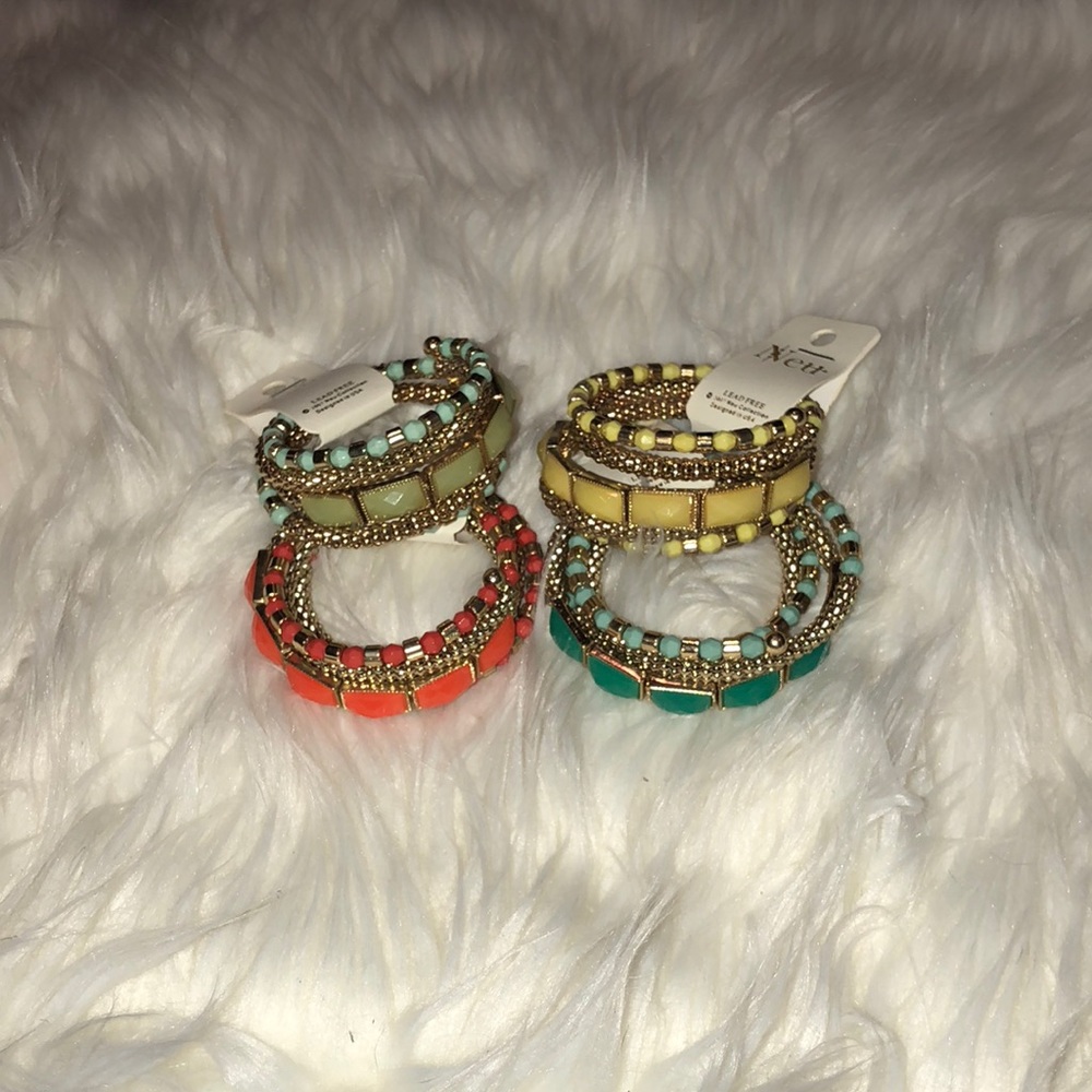 BEADED COIL BRACELET- GOLD WITH VARIOUS COLORS